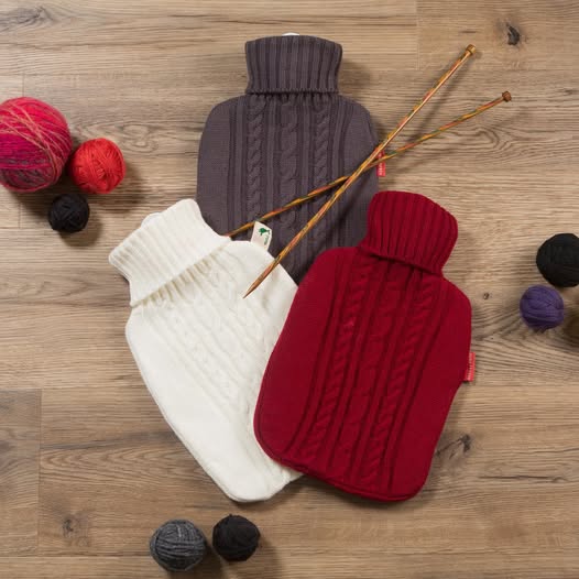 Hot Water Bottle Classic with Cover, Knitted - Red